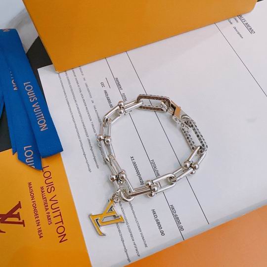 LV Bracelet 11lyh535